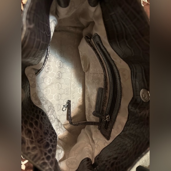 MK Hamilton Bag Medium Size Crocs - Picture 4 of 6